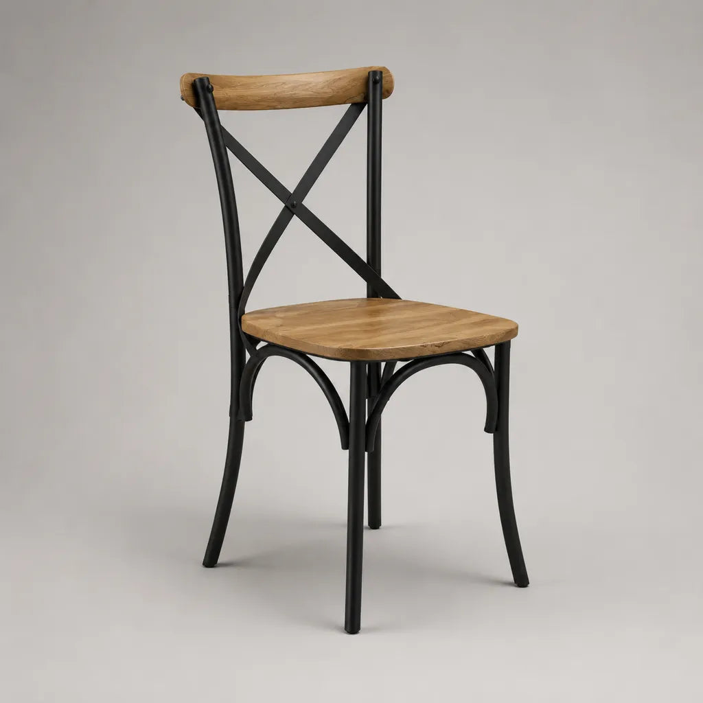 Sedia da pranzo in legno massello e acciaio con schienale a X, marrone naturale e nero, 43 × 48 × 88 cm